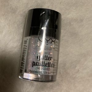 NYX Glitter Iridescent
